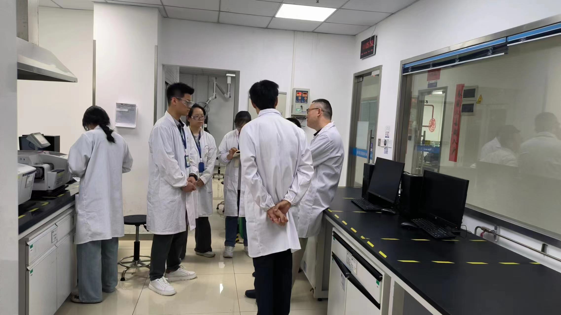CNAS专家组对xcsports实验室进行了全面而深入的检查 CNAS专家组对xcsports实验室进行了全面而深入的检查